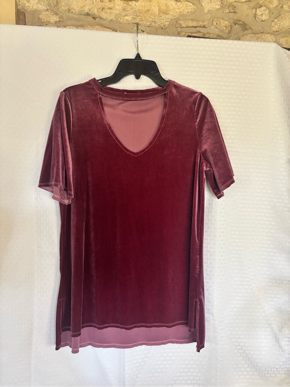 Women's Velvet V-Neck Tunic Top - Burgundy